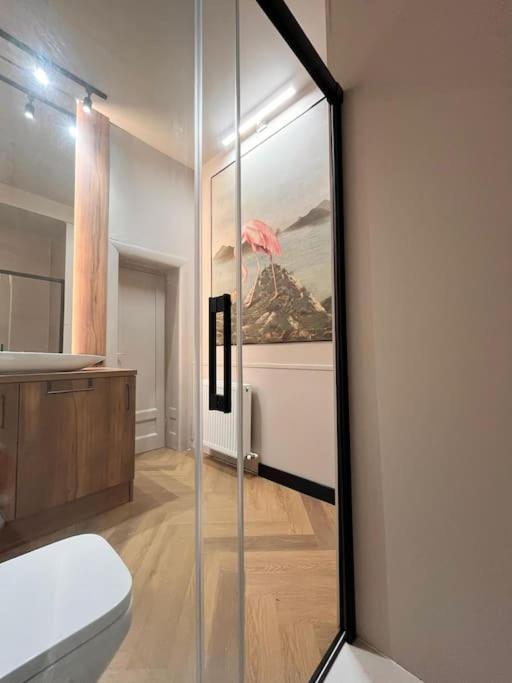 Littlehouse- Entire Property For Maximum 4 People Βουκουρέστι Εξωτερικό φωτογραφία